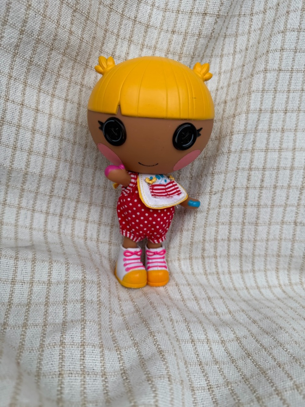Lalaloopsy Scribbles Splash, the younger sister of Spot Splatter Splash